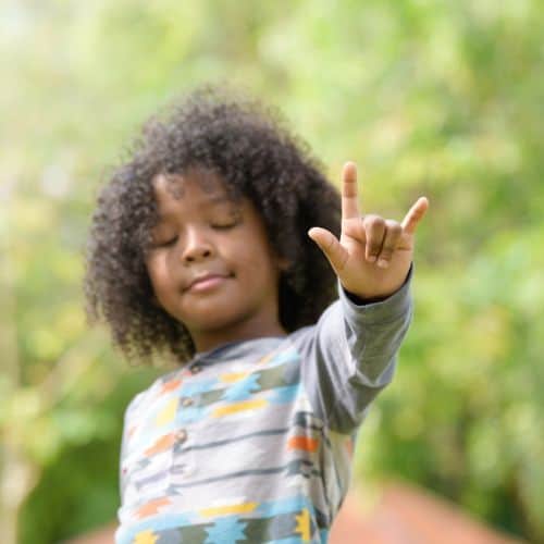 Should I teach my child sign language